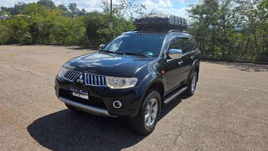 MITSUBISHI-PAJERO DAKAR-3.5 HPE 7 LUGARES 4X4 V6 24V FLEX 4P AUTOMÁTICO MITSUBISHI-PAJERO DAKAR-2013