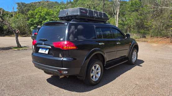 MITSUBISHI-PAJERO DAKAR-2013