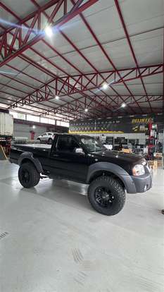 NISSAN-FRONTIER-2005
