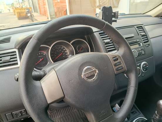 NISSAN-TIIDA-1.8 SL 16V FLEX 4P MANUAL NISSAN-TIIDA-2012
