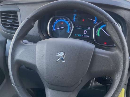 PEUGEOT-EXPERT-75 KW ELÉTRICO AUTOMÁTICO PEUGEOT-EXPERT-2022