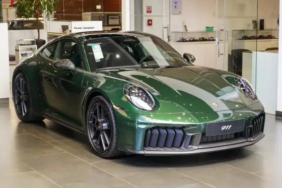 PORSCHE 911 3.6 24V H6 T-HYBRID CARRERA GTS PDK