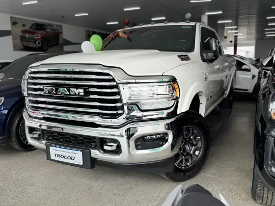 RAM 3500 6.7 I6 TURBO DIESEL LIMITED LONGHORN CD 4X4  AUTOMÁTICO