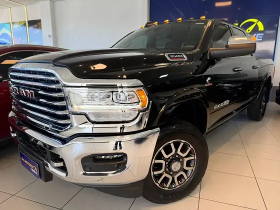 RAM 3500 6.7 I6 TURBO DIESEL LIMITED LONGHORN CD 4X4  AUTOMÁTICO