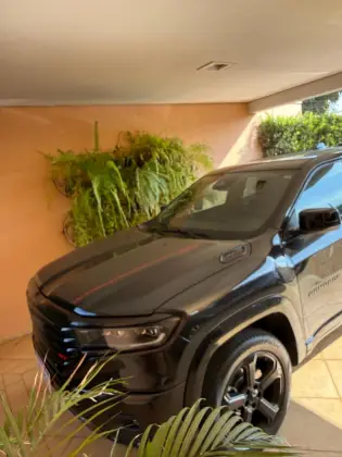 RAM RAMPAGE 2.0 HURRICANE 4 TURBO GASOLINA R/T 4X4 AUTOMÁTICO