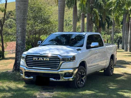 RAM-1500-3.0 HURRICANE 6 BITURBO GASOLINA LARAMIE CD 4X4 AUTOMÁTICO RAM-1500-2024
