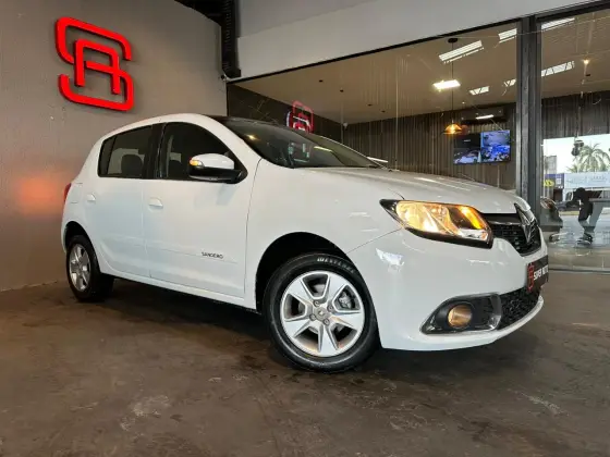 RENAULT SANDERO 1.6 DYNAMIQUE 8V FLEX 4P MANUAL