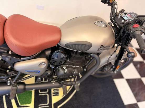 ROYAL ENFIELD-CLASSIC 350-2024