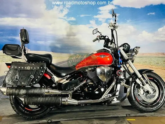 SUZUKI BOULEVARD M800R 
