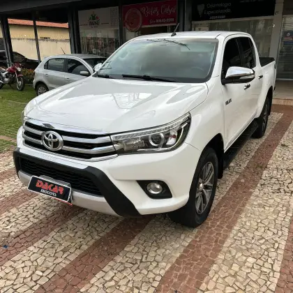 TOYOTA HILUX 2.8 SRX 4X4 CD 16V DIESEL 4P AUTOMÁTICO