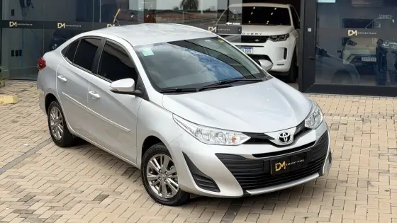 TOYOTA YARIS 1.5 16V FLEX SEDAN XL LIVE MULTIDRIVE TOYOTA YARIS 1.5 16V FLEX SEDAN XL LIVE MULTIDRIVE