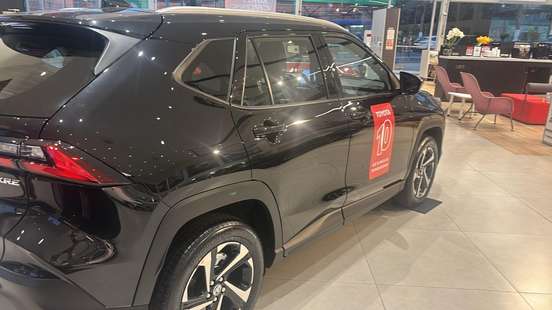 TOYOTA-YARIS CROSS-2026