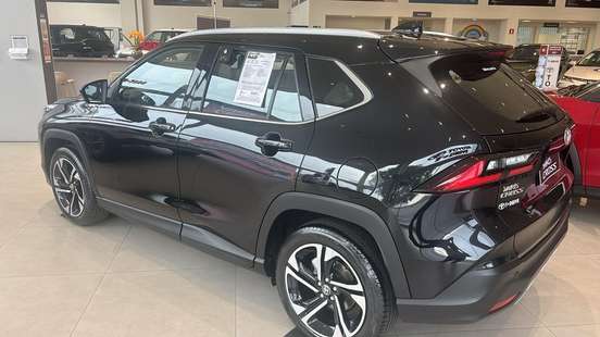 TOYOTA-YARIS CROSS-2026