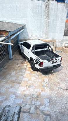 TOYOTA-HILUX-2.8 SR CHALLENGE 4X4 CD 16V DIESEL 4P AUTOMÁTICO TOYOTA-HILUX-2017