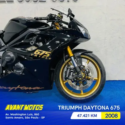 TRIUMPH DAYTONA 675 