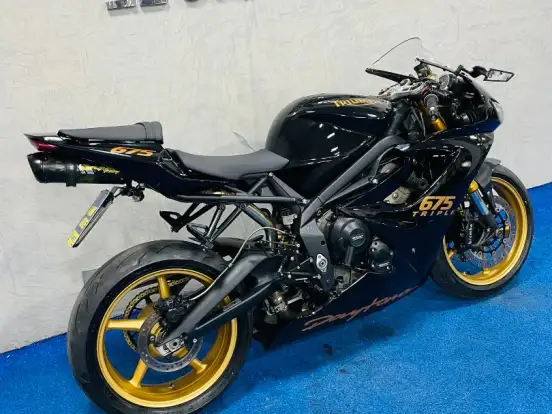 TRIUMPH-DAYTONA 675 TRIUMPH-DAYTONA 675-2008