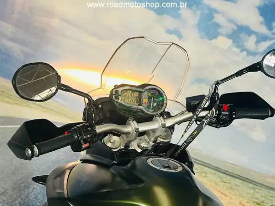 TRIUMPH-TIGER 800XC-2014