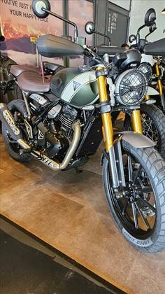TRIUMPH SCRAMBLER 400 X 