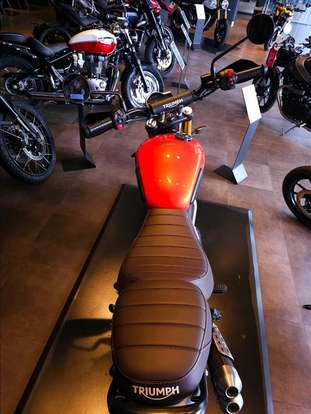 TRIUMPH-SCRAMBLER 400 X-2025