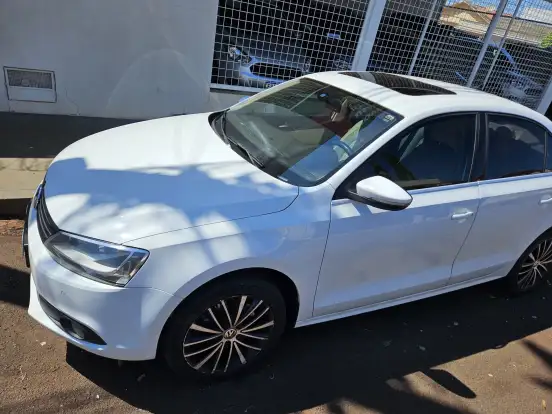 VOLKSWAGEN-JETTA-2.0 TSI HIGHLINE 211CV GASOLINA 4P TIPTRONIC VOLKSWAGEN-JETTA-2013