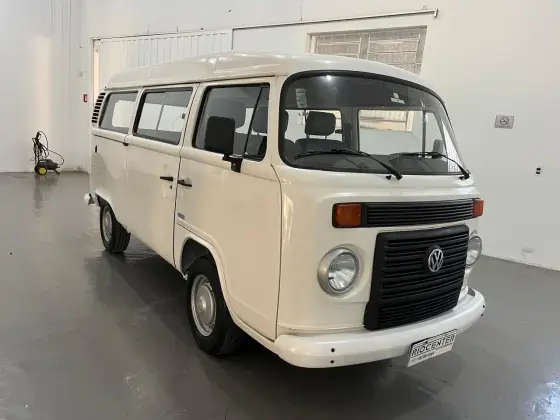 VOLKSWAGEN KOMBI 1.4 MI STD 8V FLEX 4P MANUAL