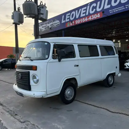 VOLKSWAGEN KOMBI 1.4 MI STD 8V FLEX 4P MANUAL VOLKSWAGEN KOMBI 1.4 MI STD 8V FLEX 4P MANUAL