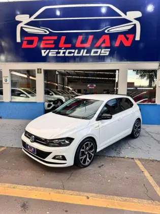 VOLKSWAGEN POLO 1.0 200 TSI COMFORTLINE AUTOMÁTICO