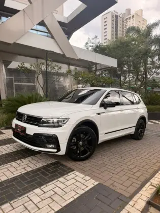 VOLKSWAGEN TIGUAN 2.0 350 TSI GASOLINA ALLSPACE R-LINE 4MOTION DSG VOLKSWAGEN TIGUAN 2.0 350 TSI GASOLINA ALLSPACE R-LINE 4MOTION DSG
