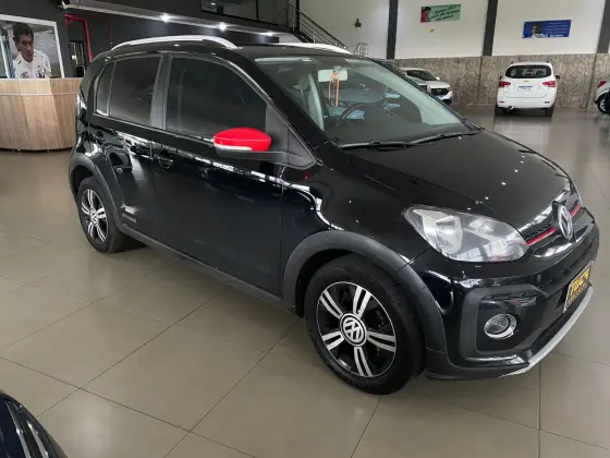 VOLKSWAGEN UP 1.0 170 TSI TOTAL FLEX XTREME 4P MANUAL