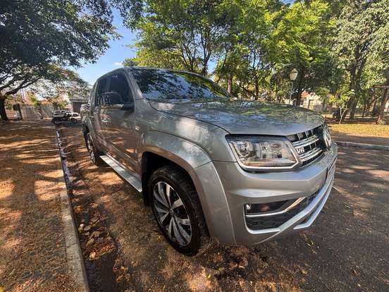 VOLKSWAGEN-AMAROK-2024