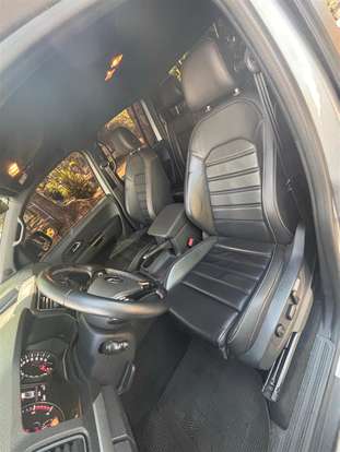 VOLKSWAGEN-AMAROK-2024