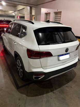 VOLKSWAGEN-TAOS-2024