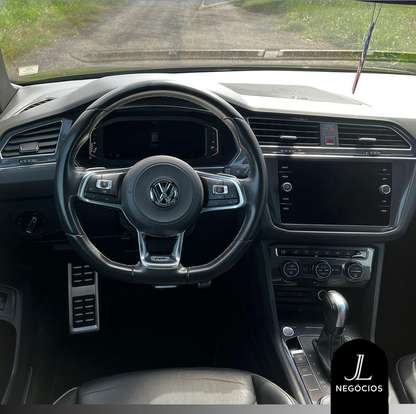 VOLKSWAGEN-TIGUAN-2021