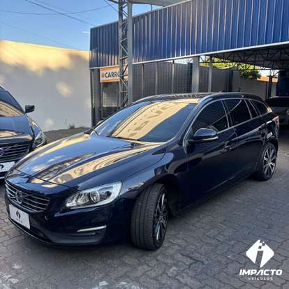 VOLVO-V60-2.0 T4 MOMENTUM GASOLINA 4P AUTOMÁTICO VOLVO-V60-2017