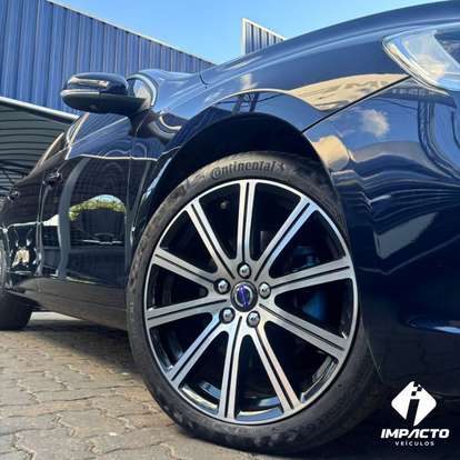 VOLVO-V60-2.0 T4 MOMENTUM GASOLINA 4P AUTOMÁTICO VOLVO-V60-2017