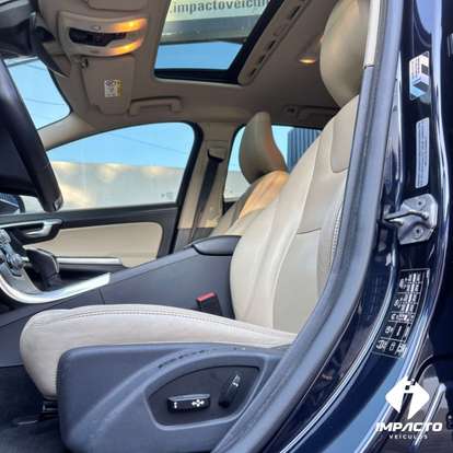 VOLVO-V60-2017