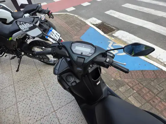 YAMAHA-FLUO 125 HYBRID CONNECTED ABS-2026