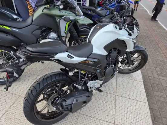 YAMAHA-FZ25 FAZER CONNECTED ABS-2026
