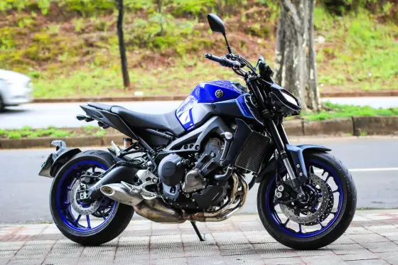 YAMAHA MT-09 