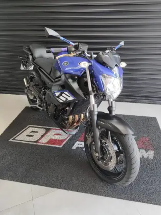 YAMAHA XJ6 N ABS 