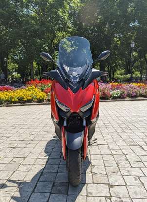 YAMAHA-XMAX ABS-2022