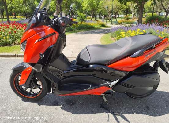 YAMAHA-XMAX ABS-2022
