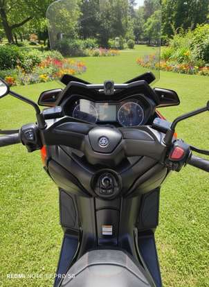 YAMAHA-XMAX ABS-2022