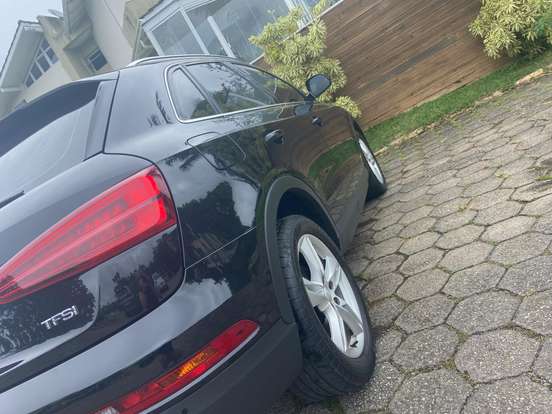 AUDI-Q3-2015