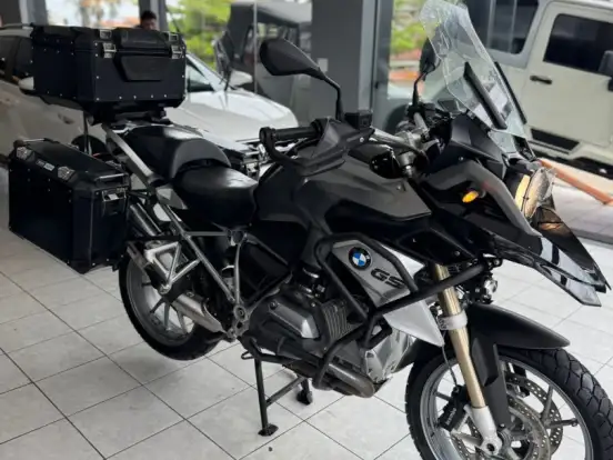BMW-R 1200 GS TRIPLE BLACK BMW-R 1200 GS TRIPLE BLACK-2015