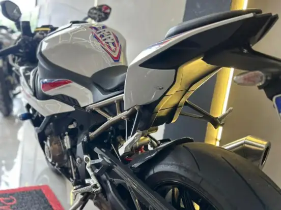 BMW-S 1000 RR BMW-S 1000 RR-2021