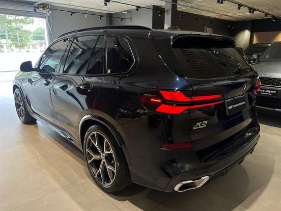 BMW-X5-3.0 I6 TURBO HÍBRIDO XDRIVE50E M SPORT AUTOMÁTICO BMW-X5-2024