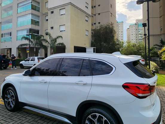 BMW-X1-2.0 16V TURBO ACTIVEFLEX SDRIVE20I X-LINE 4P AUTOMÁTICO BMW-X1-2021