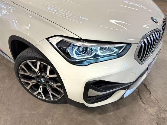 BMW-X1-2.0 16V TURBO ACTIVEFLEX SDRIVE20I X-LINE PLUS 4P AUTOMÁTICO BMW-X1-2022