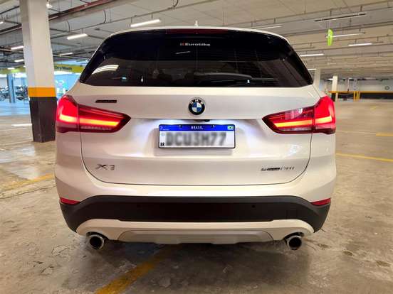 BMW-X1-2022